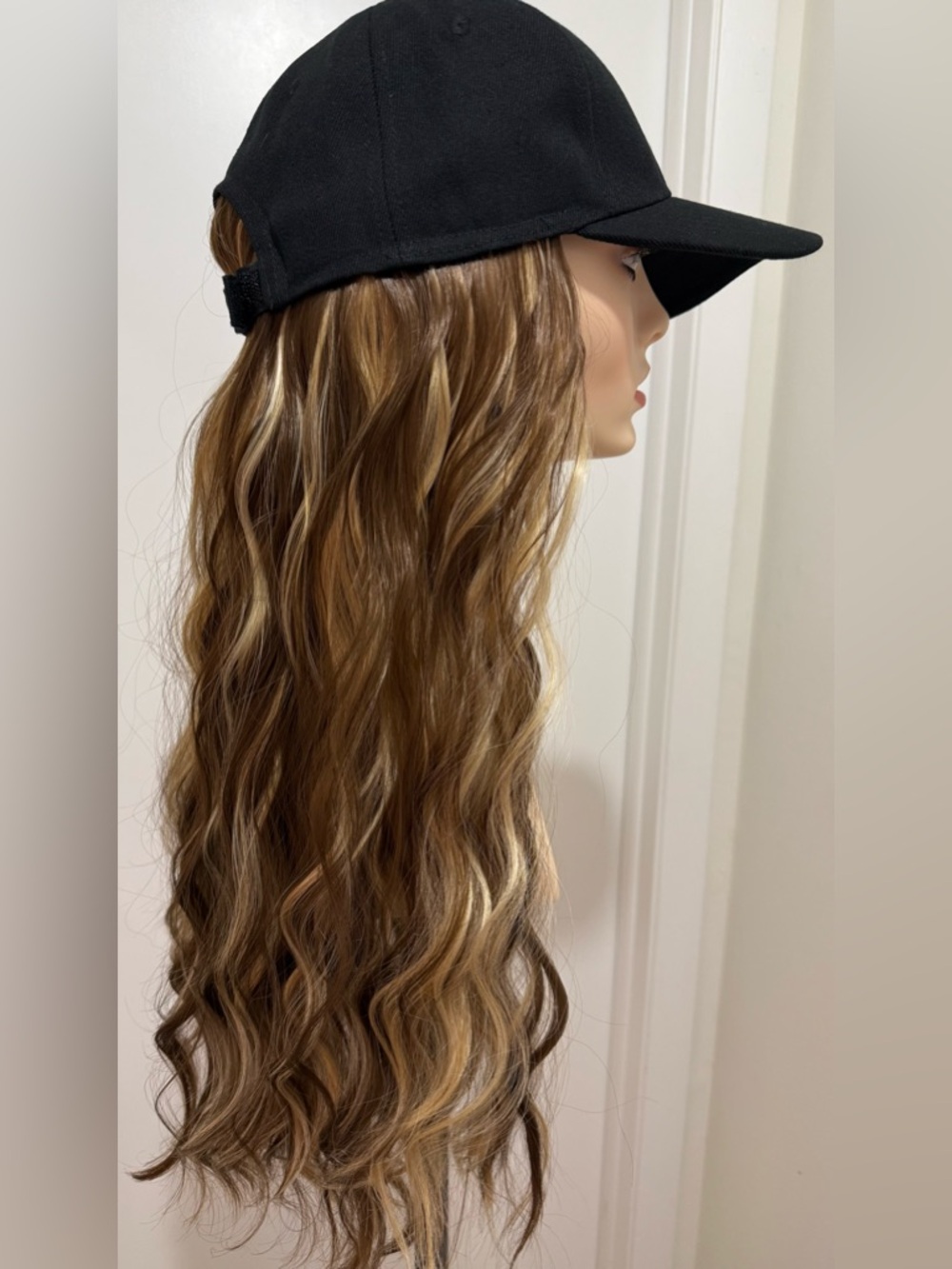 HAT HAIR, 17” Wavy hair attached to a Cap, Brown Highlighted